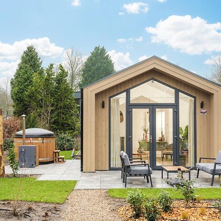 Veluwepark De Bosgraaf | Comfort Met Hottub Lieren Dış mekan fotoğraf