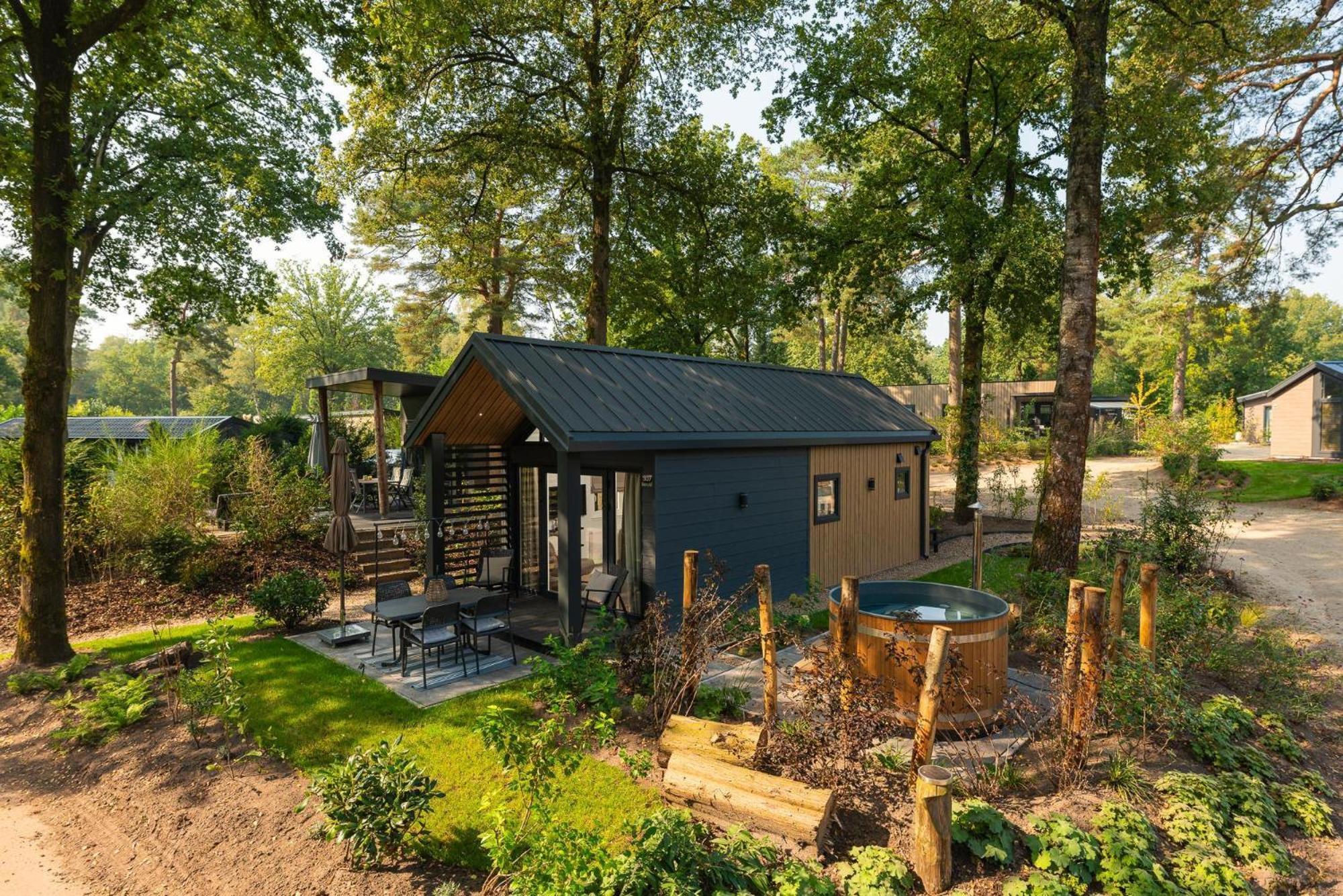 Veluwepark De Bosgraaf | Comfort Met Hottub Lieren Dış mekan fotoğraf